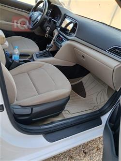 هیۆندای ئەلەنترا